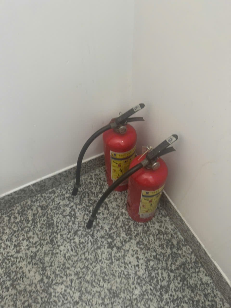 Bình chữa cháy lầu 1