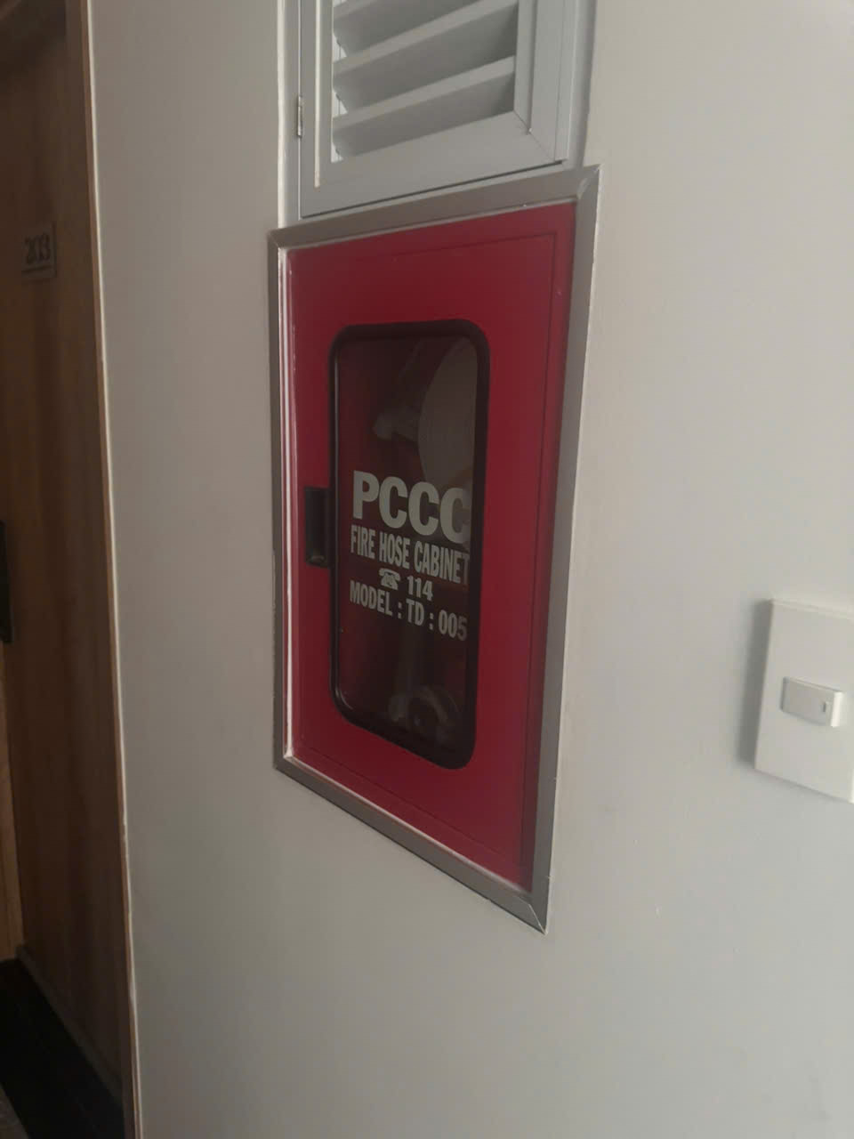 Tủ vòi chữa cháy lầu 2