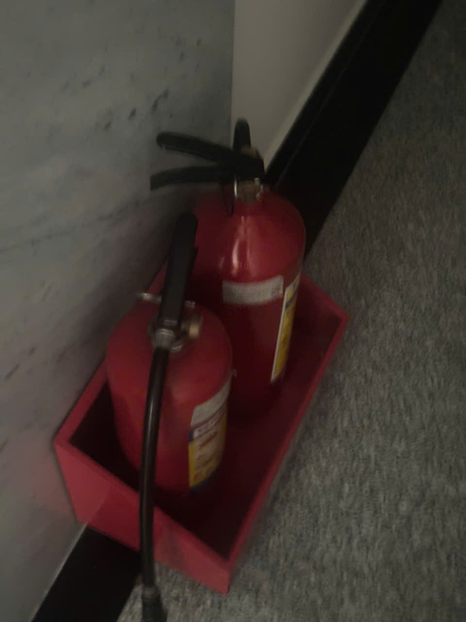 Bình chữa cháy lầu 2