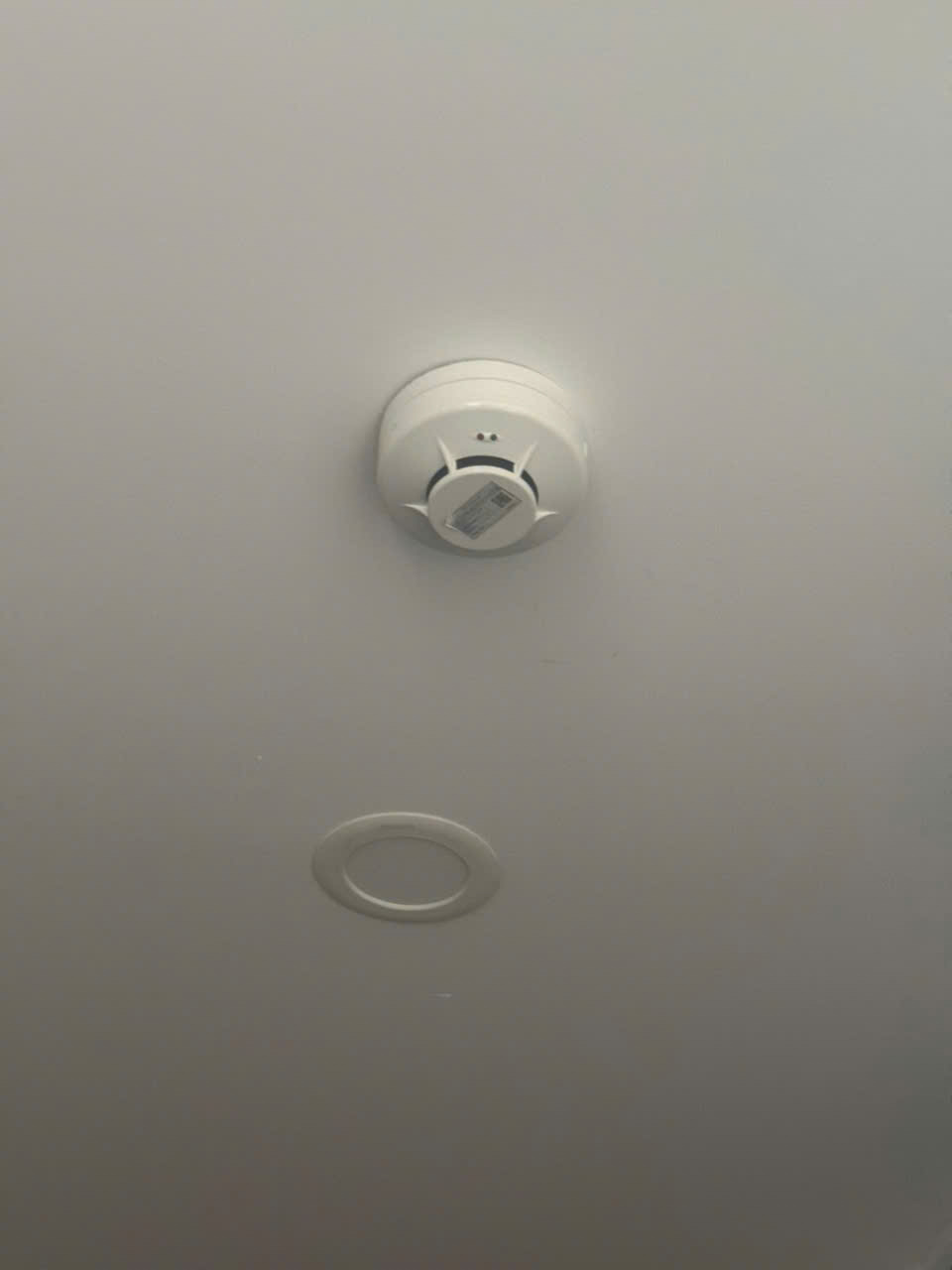 Cảm biến báo khói lầu 3