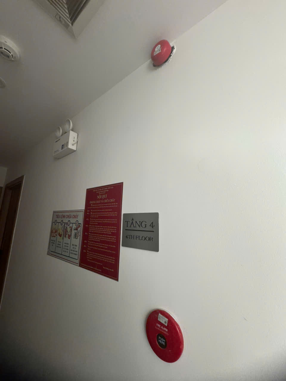 Chuông báo cháy & tiêu lệnh PCCC & đèn thoát hiểm lầu 4