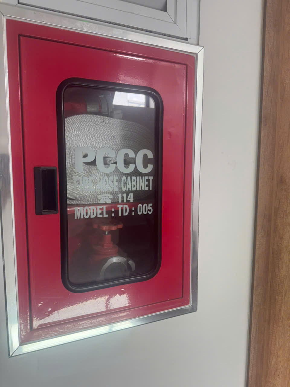 Tủ vòi chữa cháy lầu 4