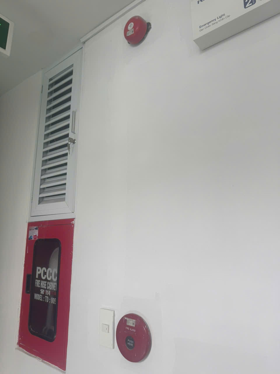 Chuông báo cháy & đèn thoát hiểm lầu 5