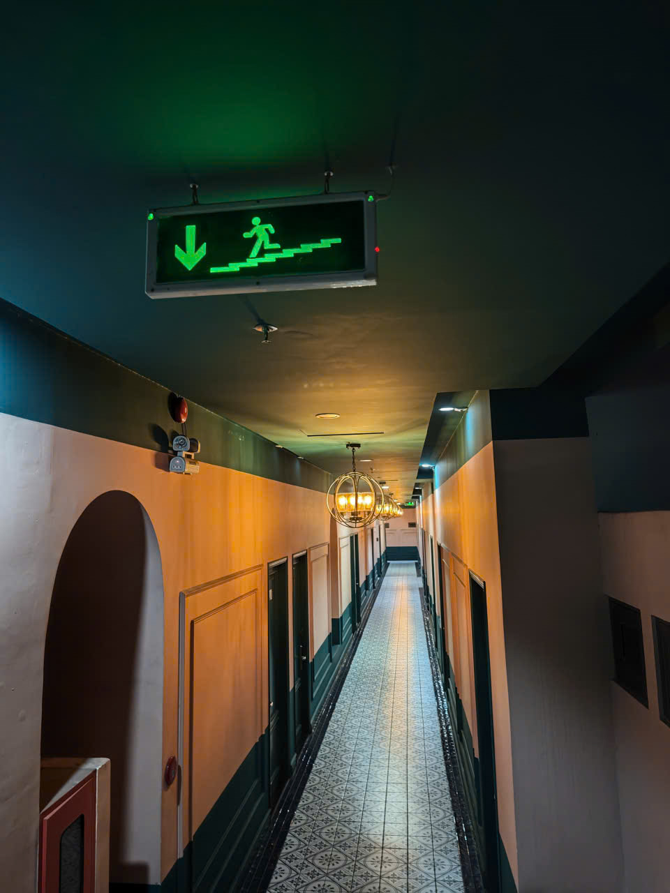 Đèn & lối thoát nạn Tầng 2