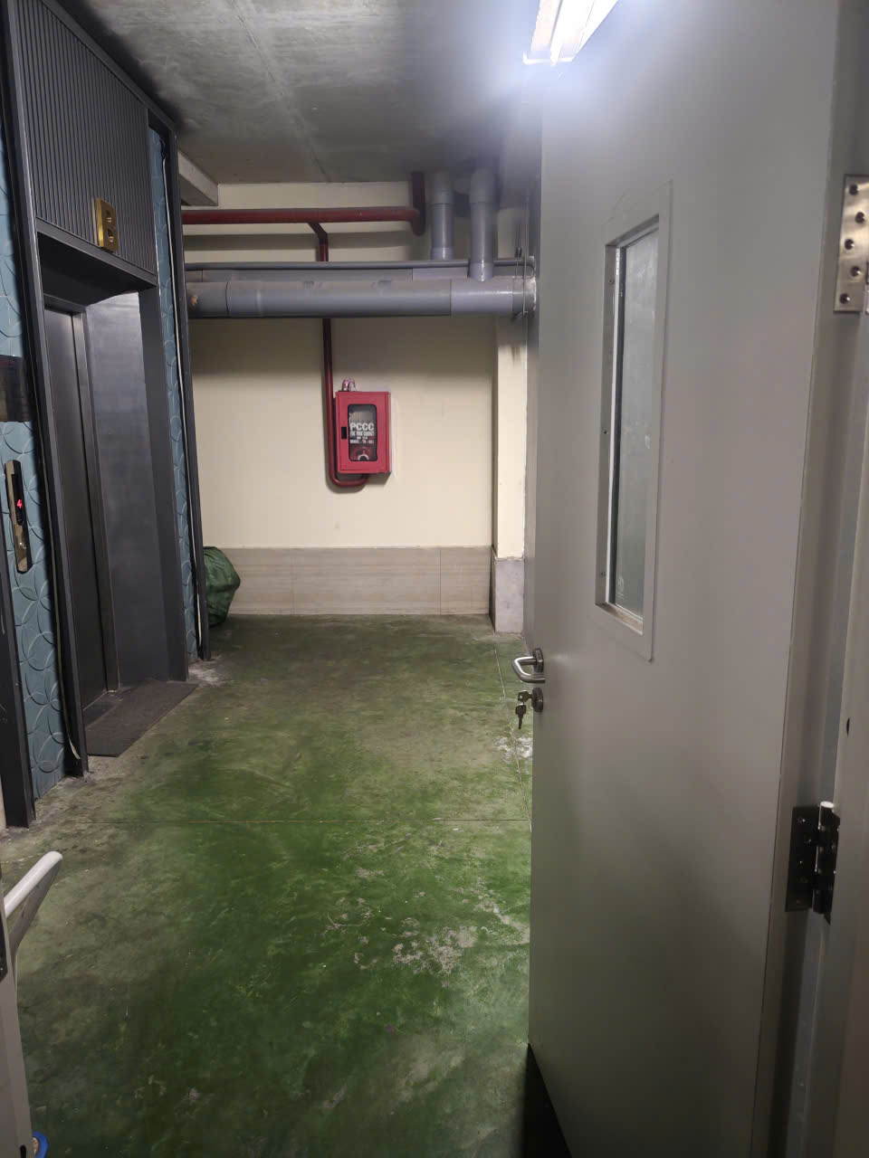 Cửa chống cháy ở Hầm xe