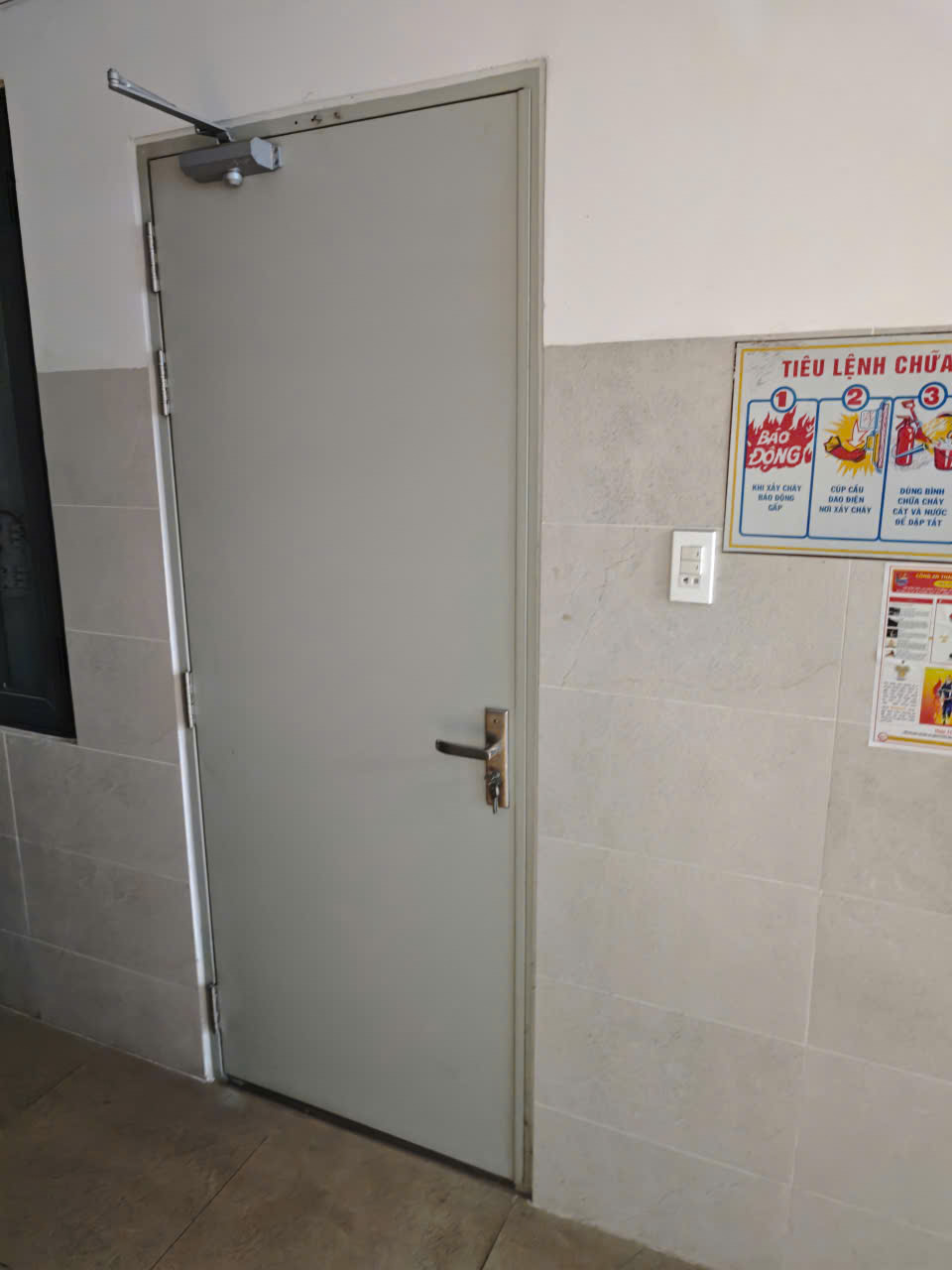 Đèn thoát hiểm & lối thoát hiểm trệt