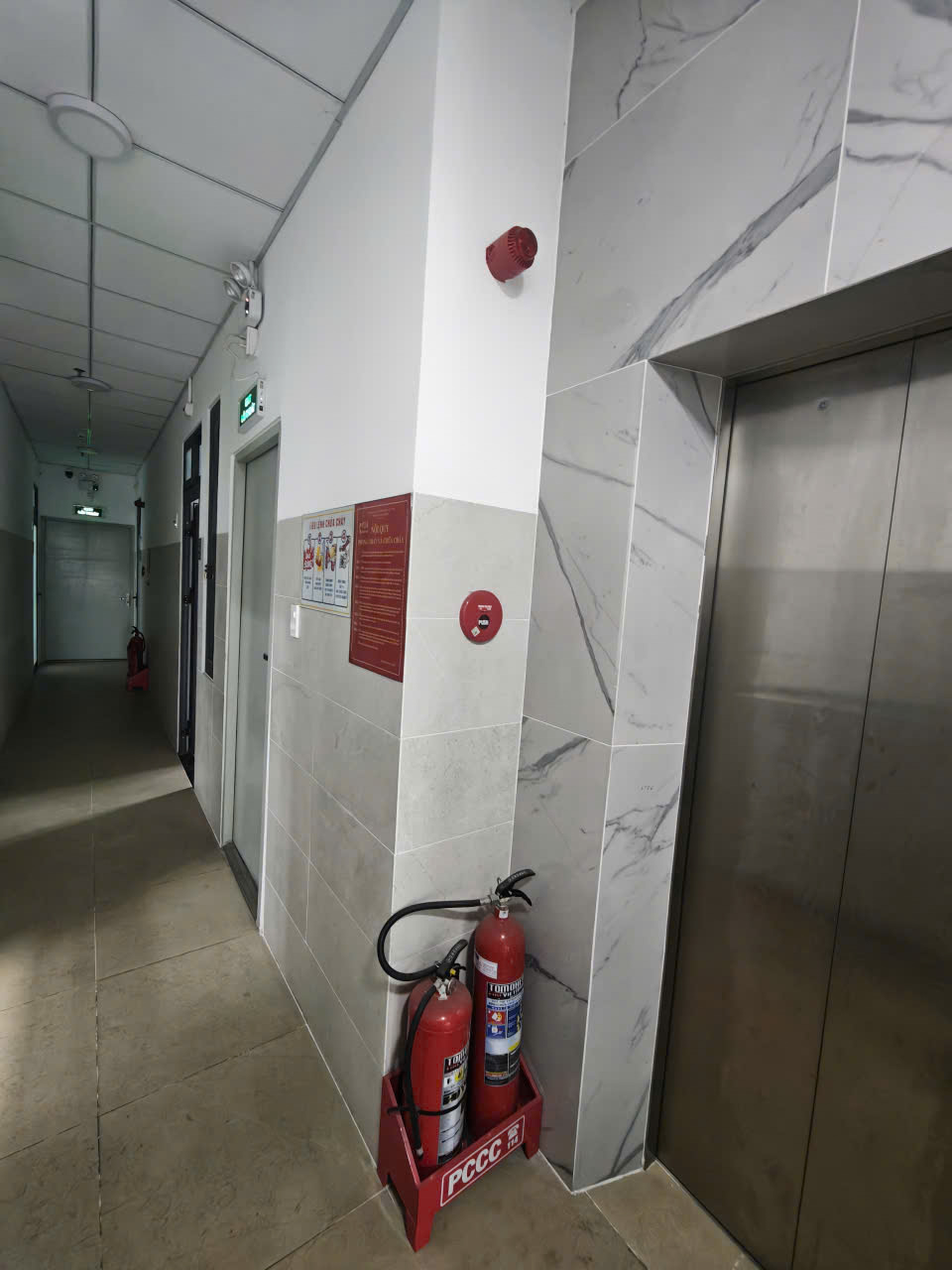 Bình chữa cháy ở & Chuông báo cháy lầu 2