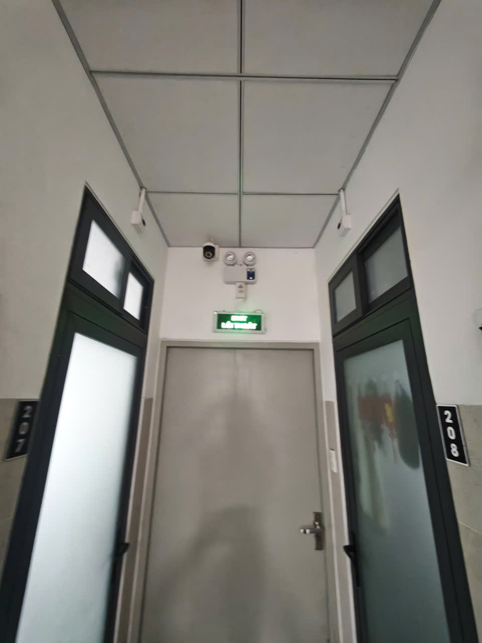 Cảm biến báo khói & Sprinkler tự chữa cháy hành lang lầu 2