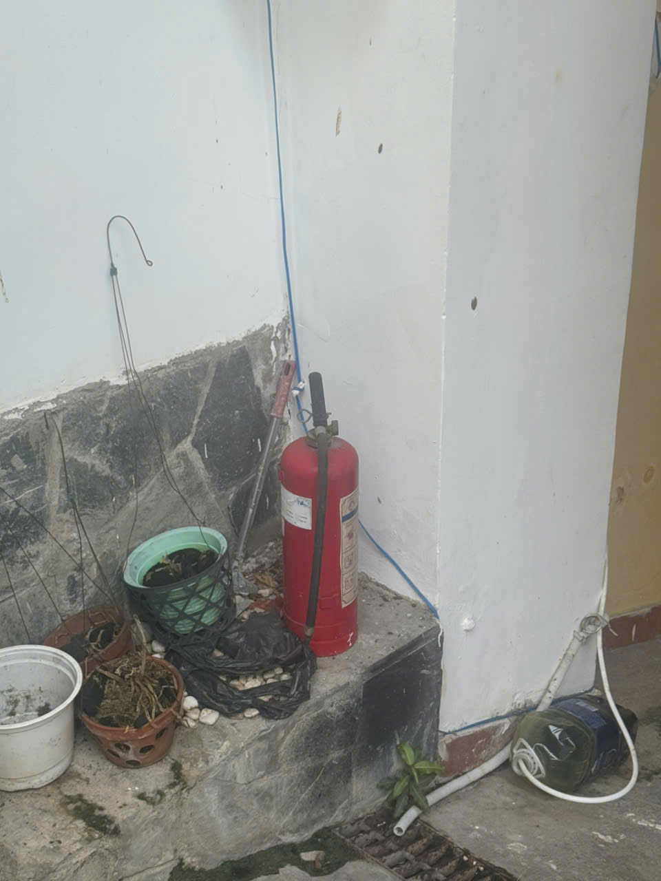 Bình chữa cháy ở tầng trệt