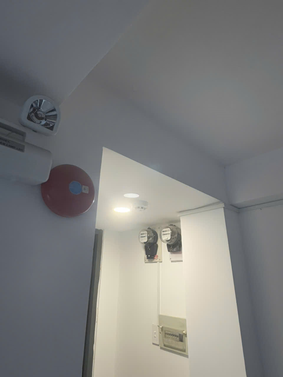 Chuông báo cháy tầng trệt