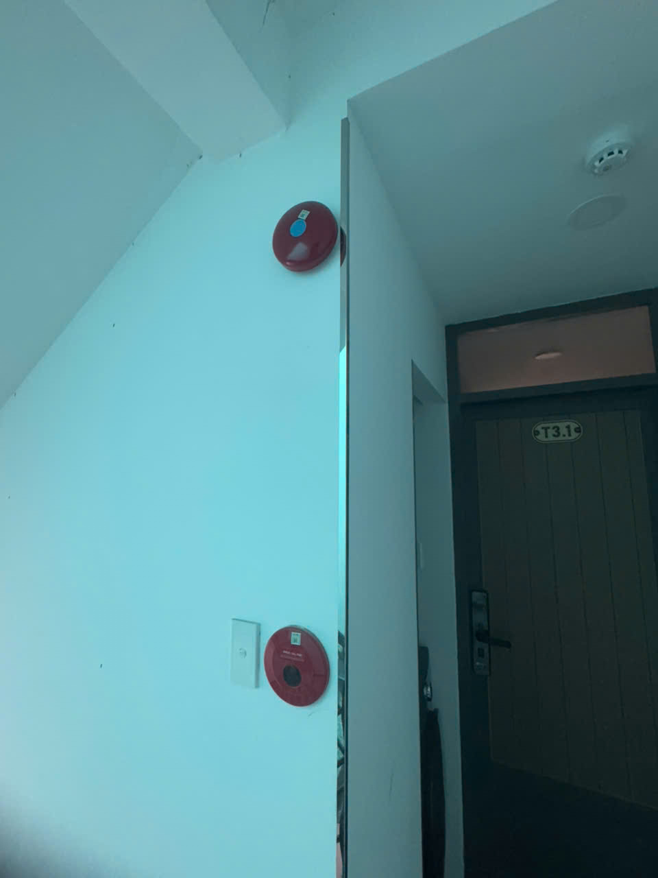 Chuông báo cháy ở lầu 3