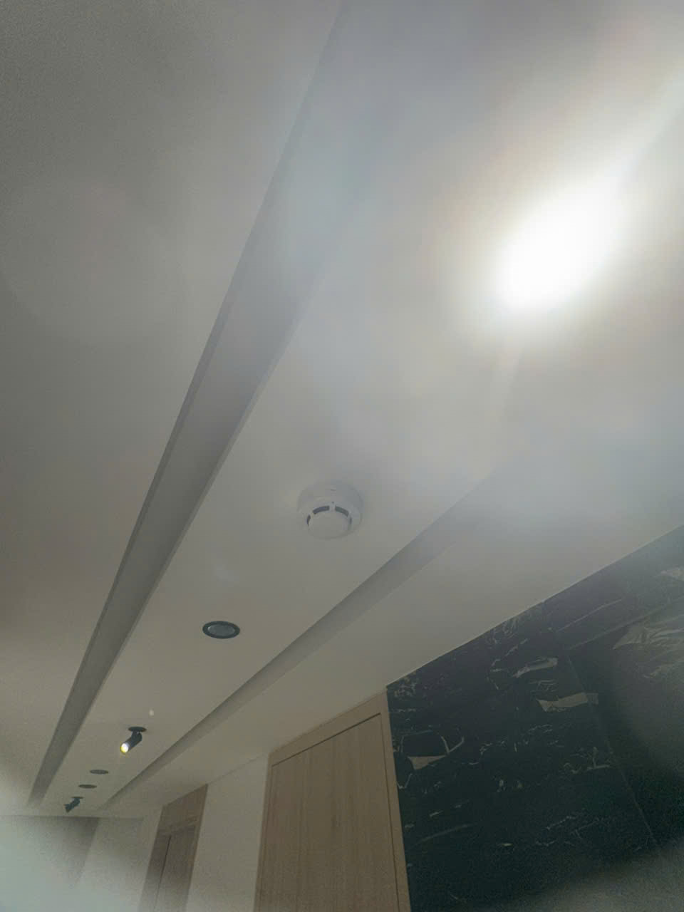 Cảm biến báo khói ở lầu 1