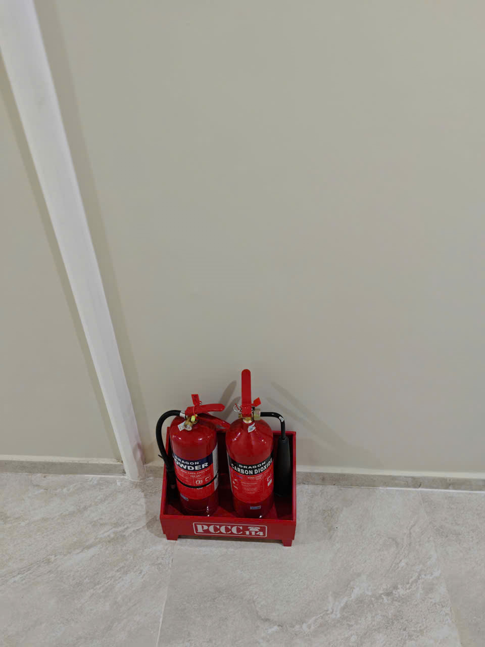 Bình chữa cháy ở lầu 6